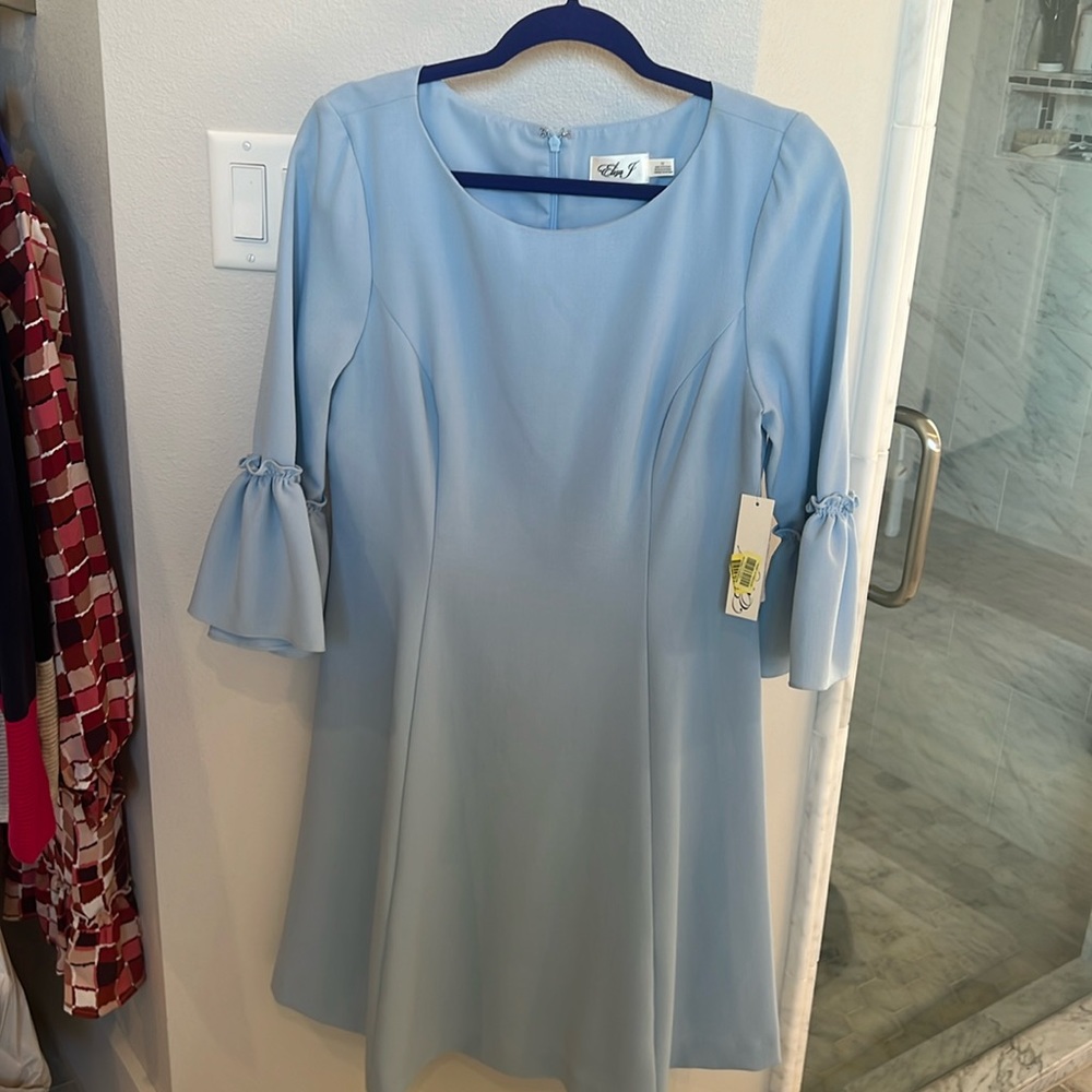 Flared bell sleeve dress size 12